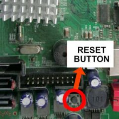 Reolink 8-ch NVR reset button