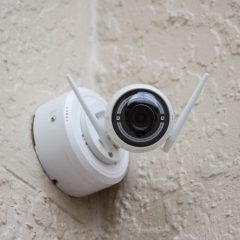 Wireless security camera