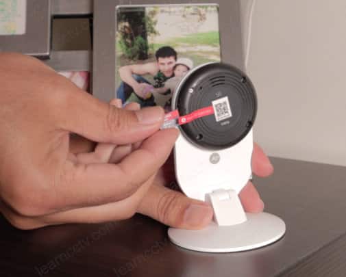 YI Home Camera 1080p Micro SD Card Installation